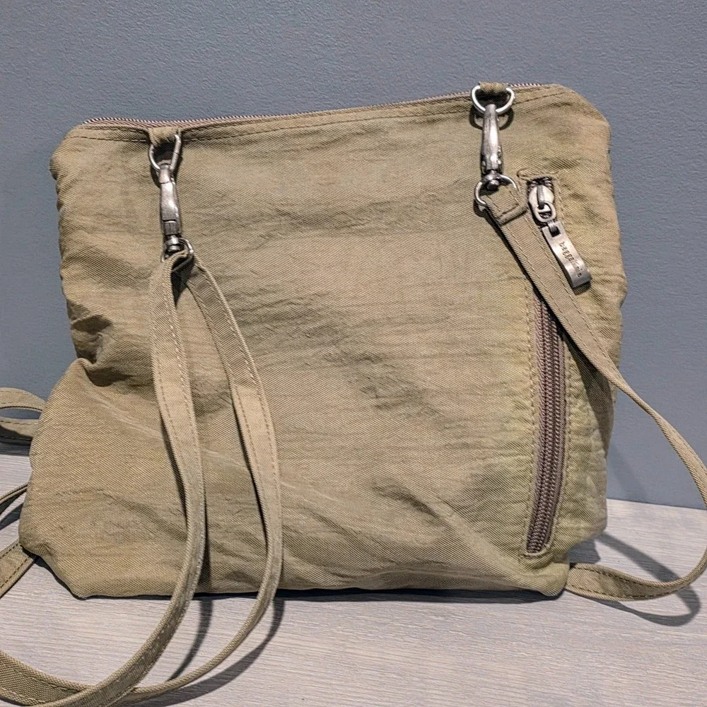 Baggallini womens tan